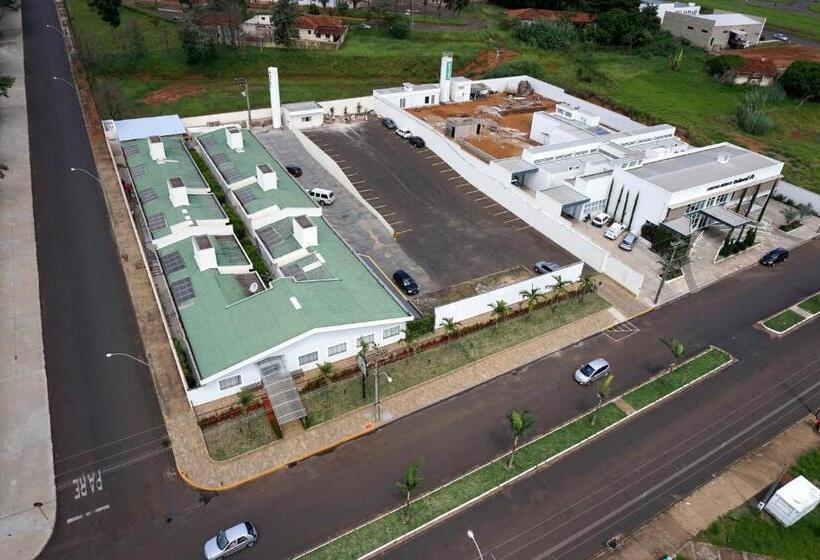 בית מלון כפרי Candeias