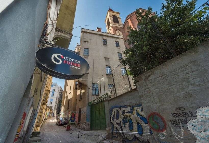 בית מלון כפרי Cirrus Suites
