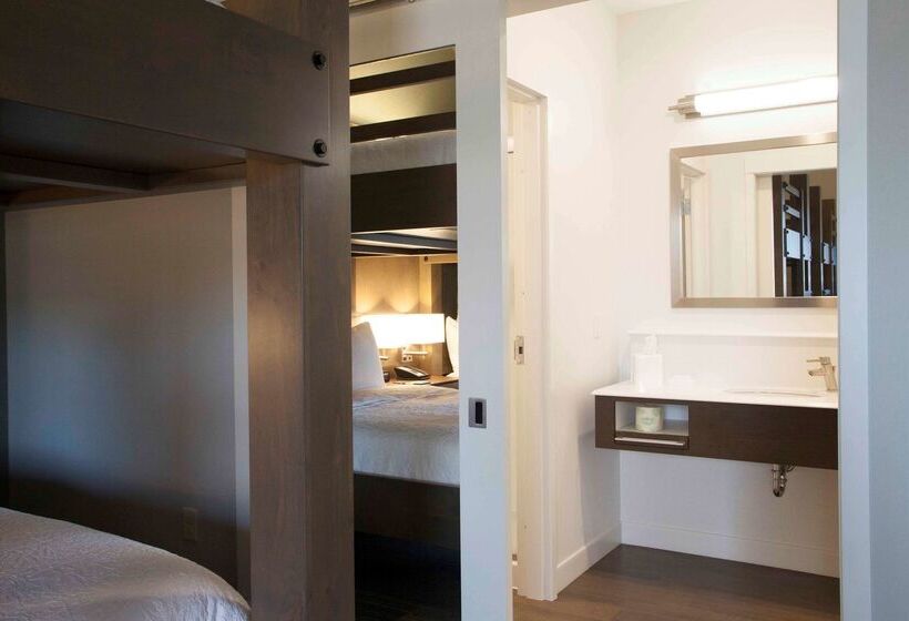 هتل Hampton Inn & Suites Downtown St. Paul