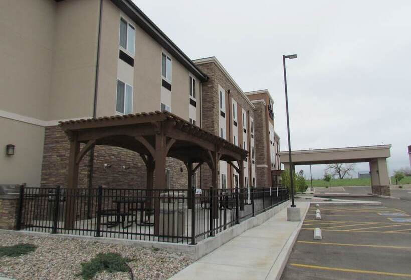 فندق Heartland Inn And Suites