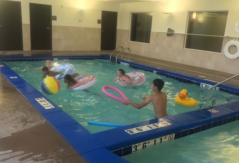 فندق Heartland Inn And Suites