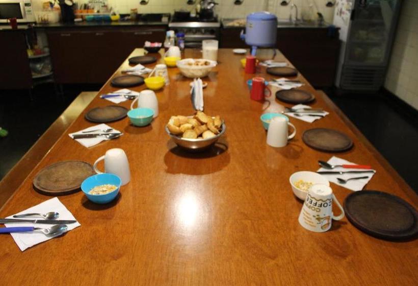 هتل Hostal Prisamata