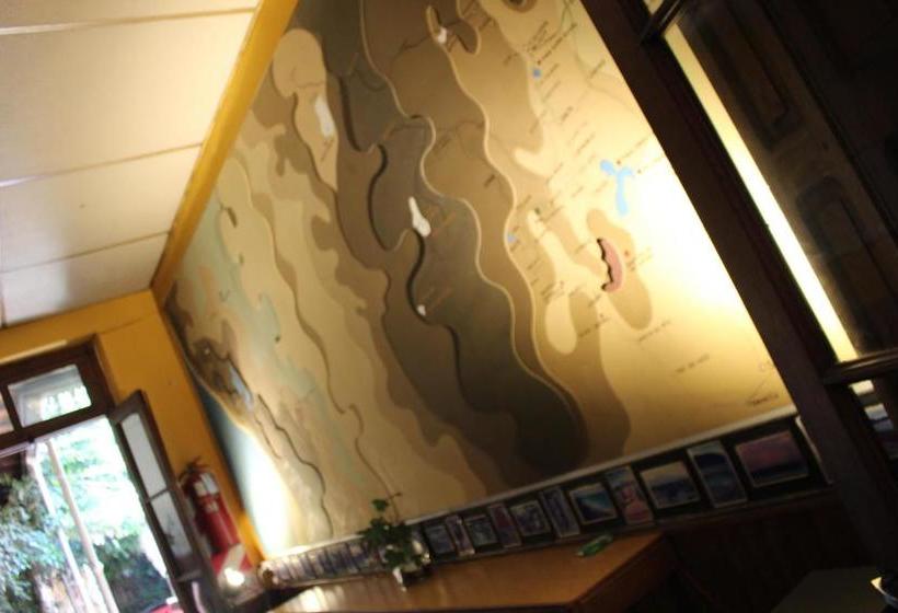 هتل Hostal Prisamata