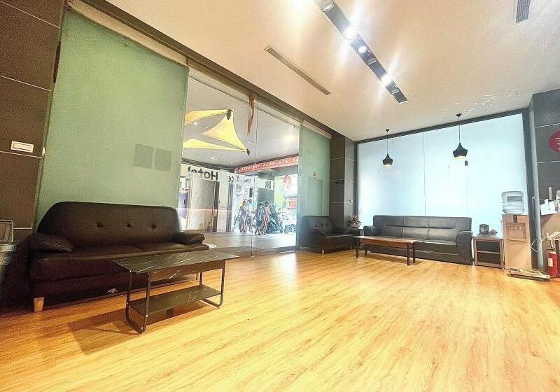 Walker Hotel   Zhengyi