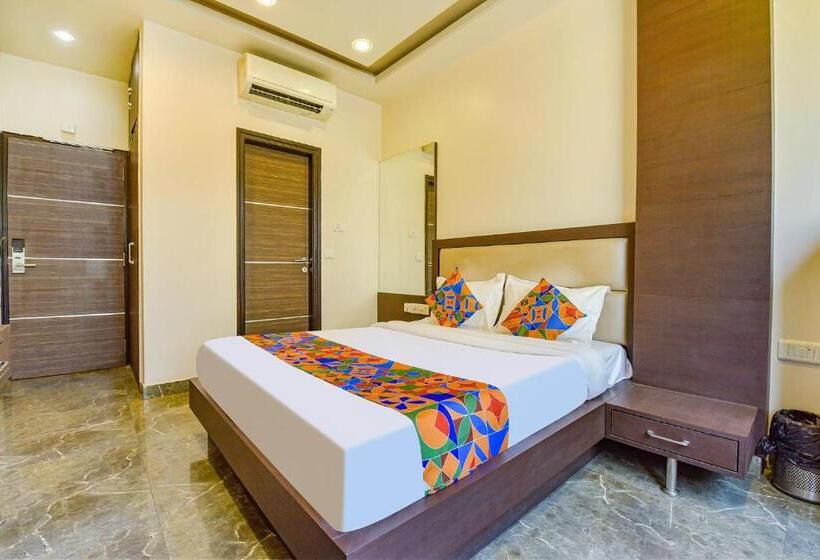 Fabhotel Resolute Gopalpura