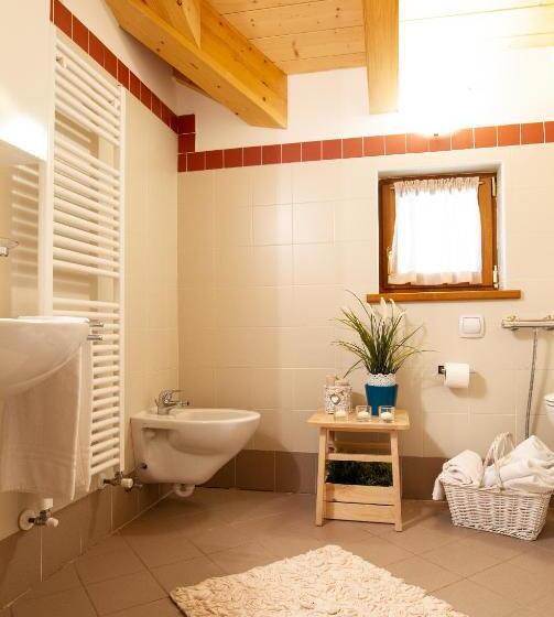 בית מלון כפרי Chalet Giasenei