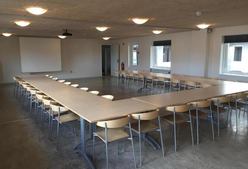 ホテル Danhostel Thyborøn