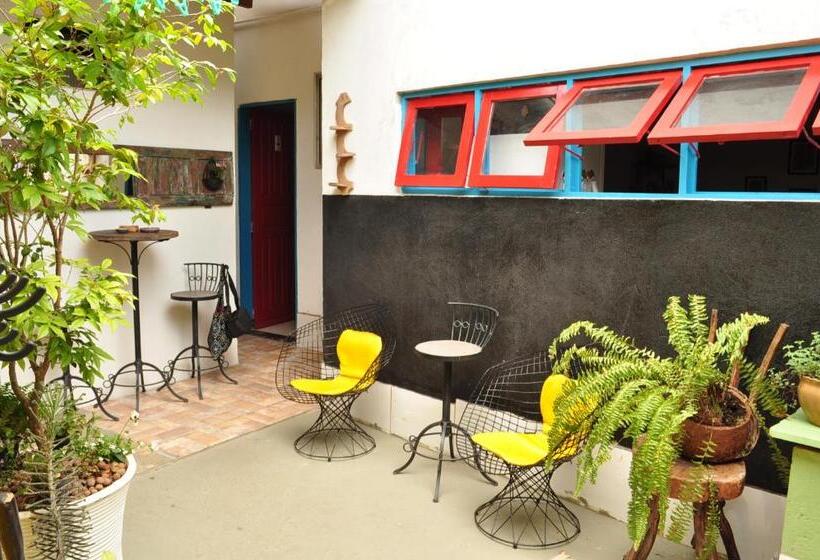 Viela Hostel