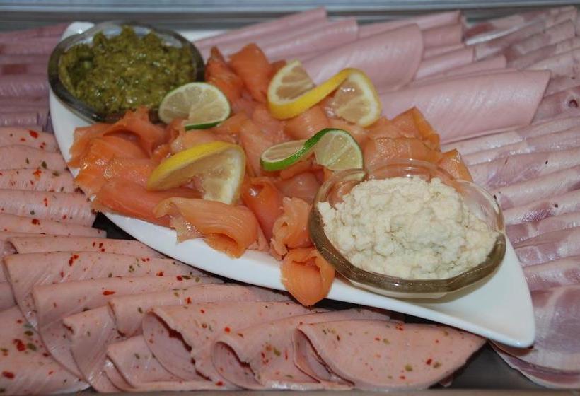 تختخواب و صبحانه Pension Agnes