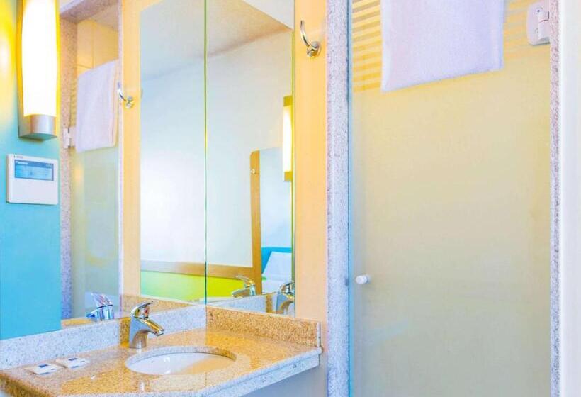 ホテル Ibis Budget Jundiai Shopping