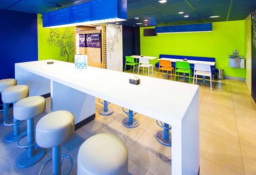 فندق Ibis Budget Sertaozinho