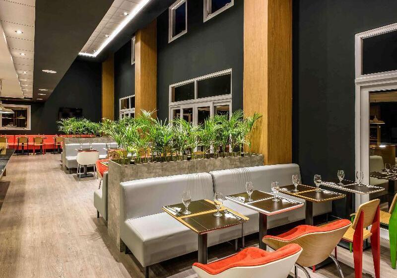 هتل Ibis Fortaleza Centro De Eventos