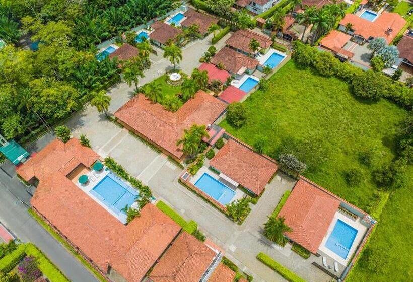 هتل Paloverde Villas Campestres