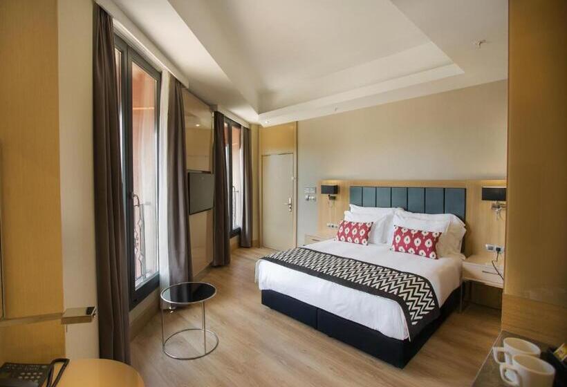 בית מלון כפרי Ramada Encore By Wyndham Eskisehir