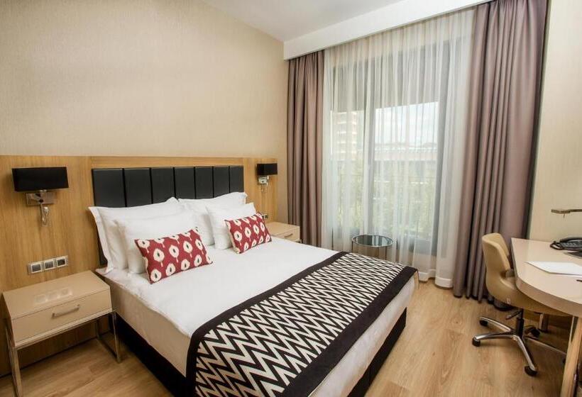 בית מלון כפרי Ramada Encore By Wyndham Eskisehir