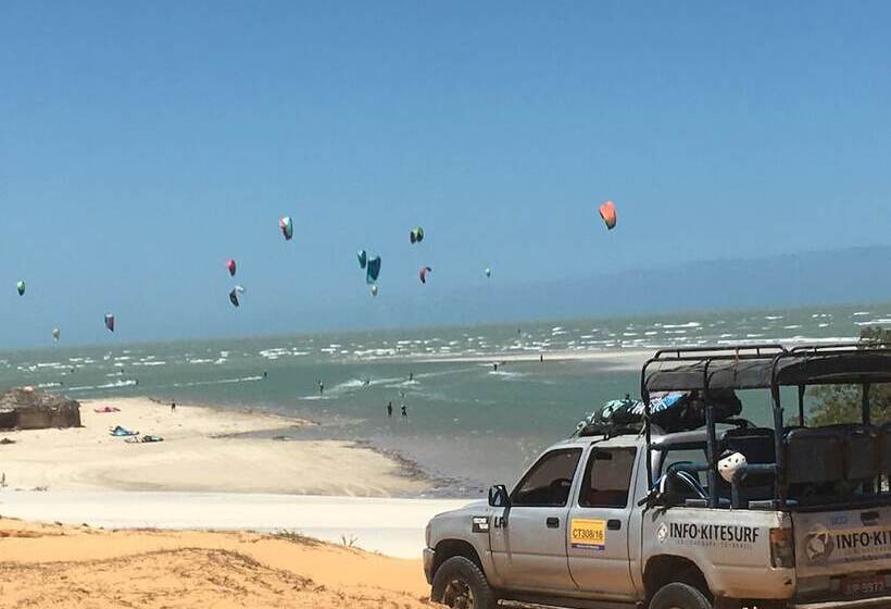 تختخواب و صبحانه Bebel Kite House