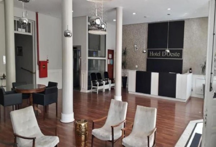 Mova Hotel D Oeste Localizado Em Frente A Praça Principal Da Cidade, Na área Central Pé Na Praça