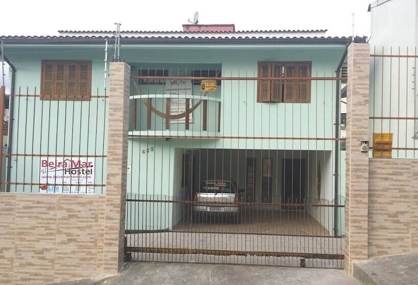 Beira Mar Hostel