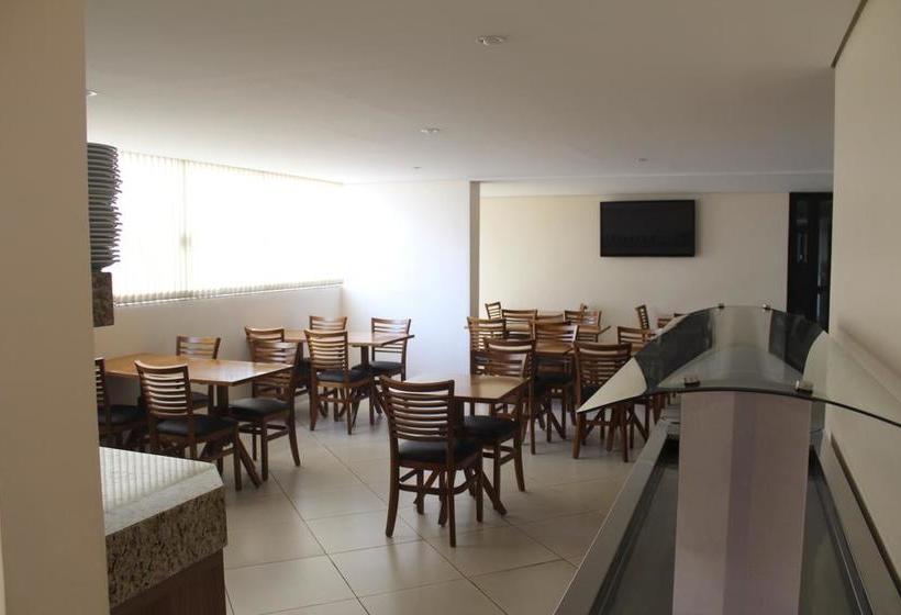 ホテル Itupeva Plaza