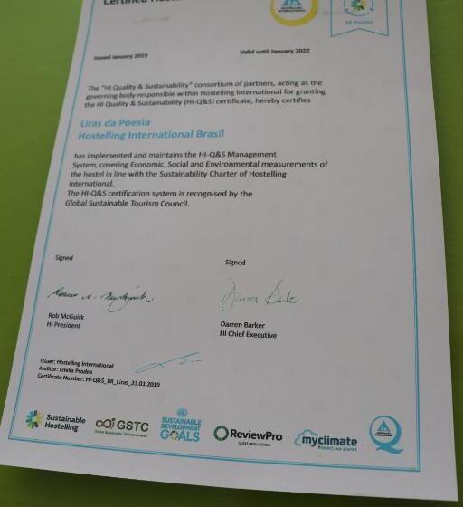 הוסטל Pousada Liras Da Poesia