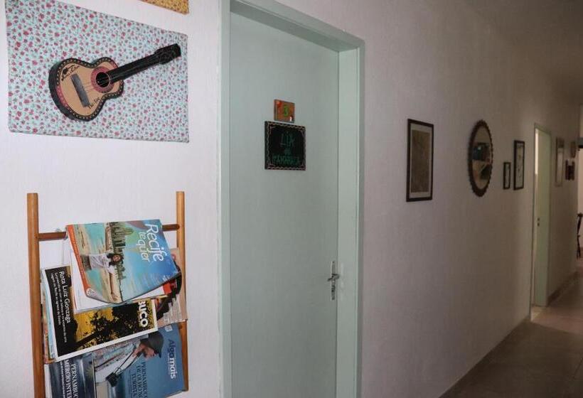 הוסטל Pousada Liras Da Poesia