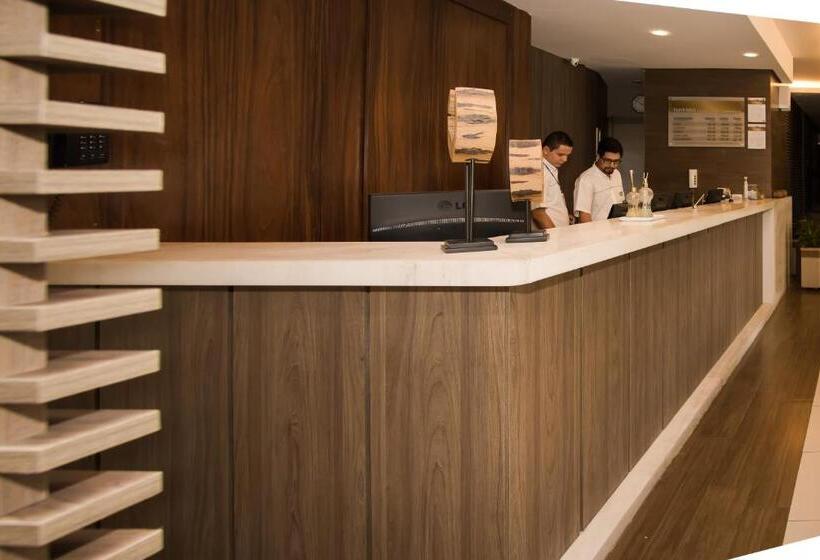 Class Hotel Passos