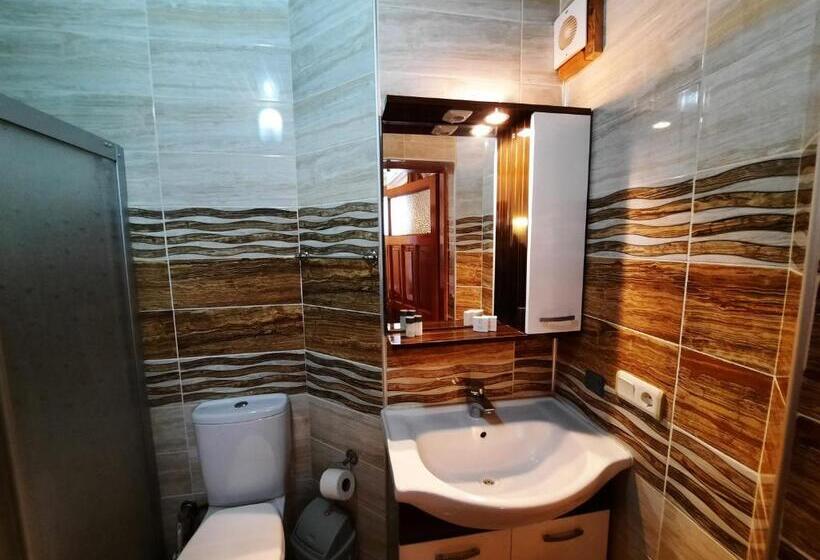 تختخواب و صبحانه Ali Baba's House