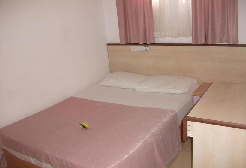 هتل Delphin Apart