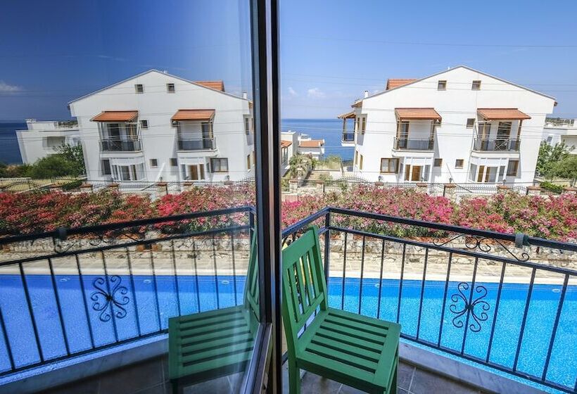 هتل Karaburun Konak