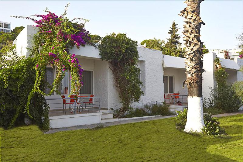 فندق Meteor Beach