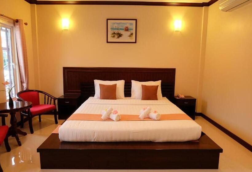 Baan Por Pla Resort