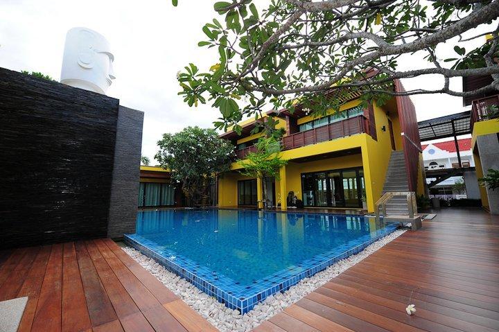 Capstone Resort