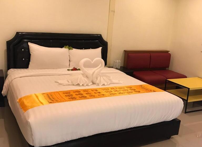 Everest Resort Samui   Sha Plus