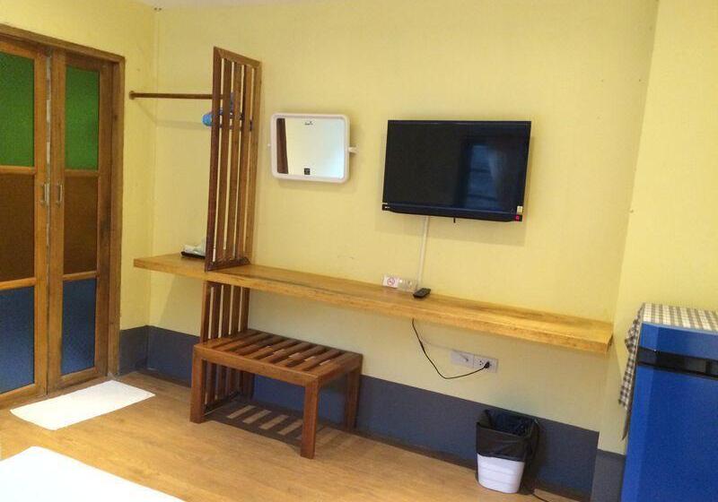Отель Apple Beachfront Resort