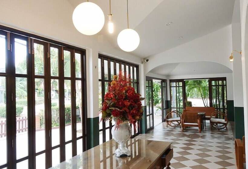 هتل Baan Imm Sook Resort