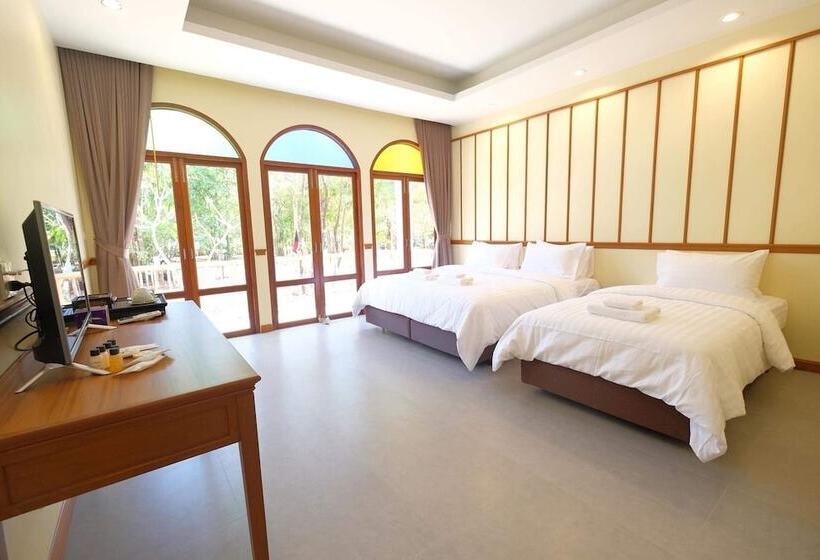 هتل Baan Imm Sook Resort
