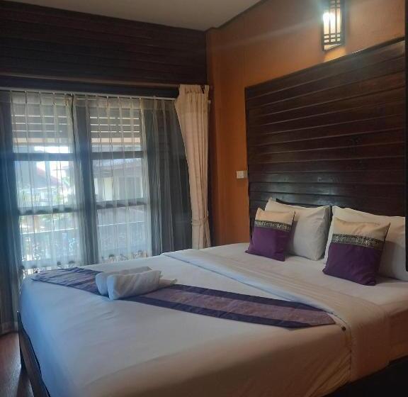 هتل Baanfai Guesthouse Chiangkhong