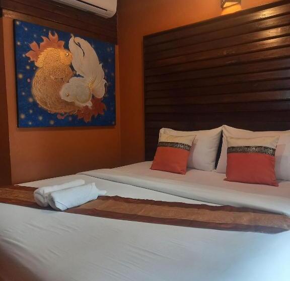 هتل Baanfai Guesthouse Chiangkhong
