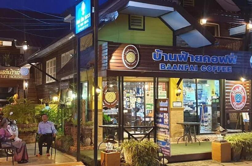 هتل Baanfai Guesthouse Chiangkhong