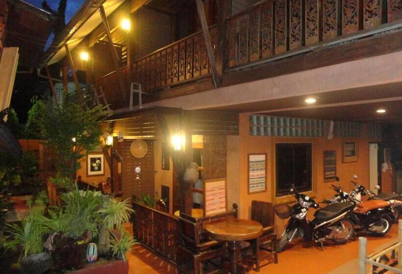 هتل Baanfai Guesthouse Chiangkhong
