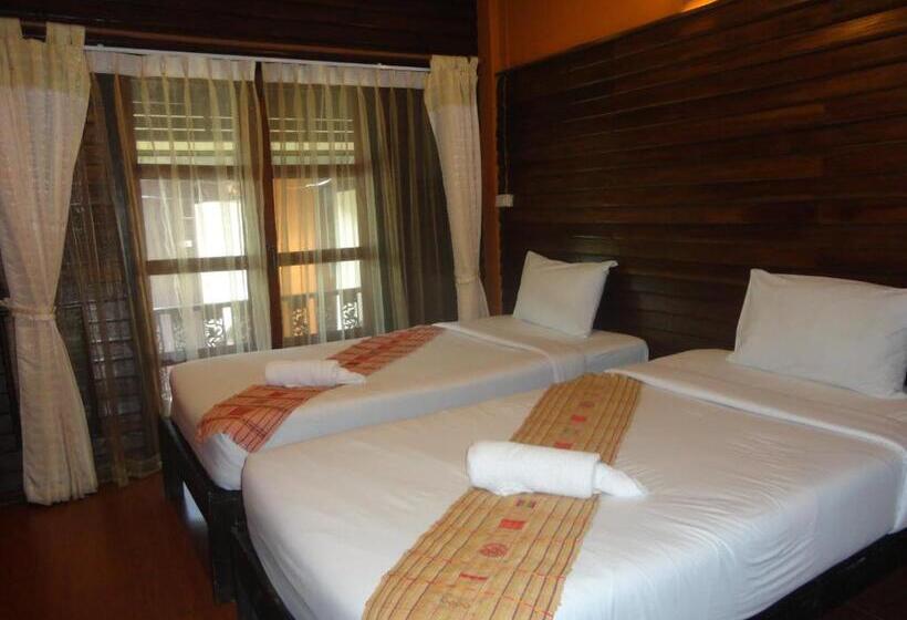 هتل Baanfai Guesthouse Chiangkhong