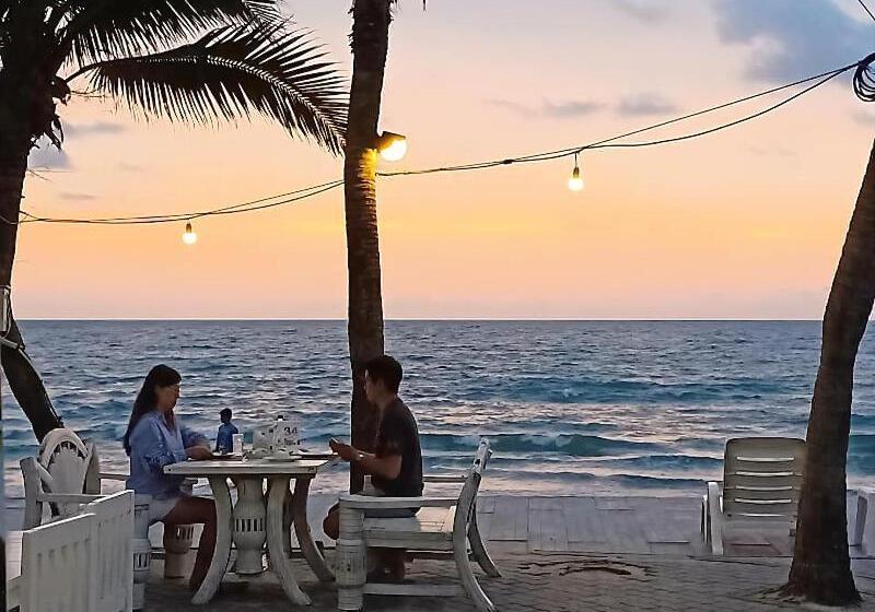 فندق Chaolao Tosang Beach