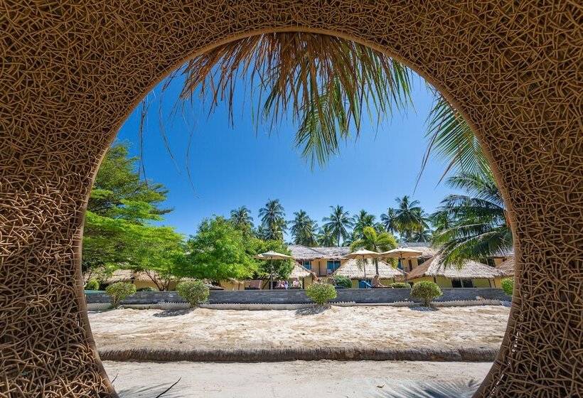 هتل Koh Yao Heaven Beach Resort