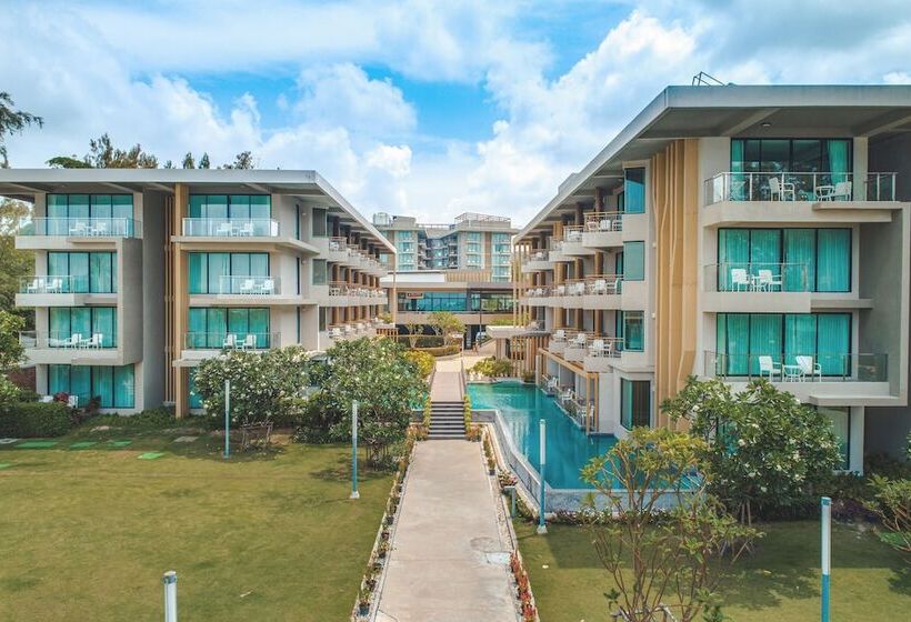 هتل Sand Dunes Chaolao Beach Resort