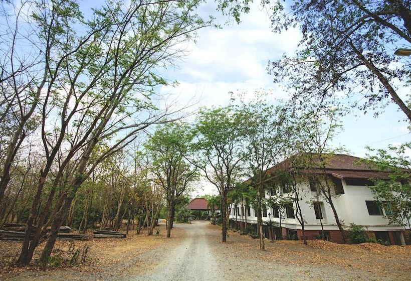 هتل Tak Andaman Resort &