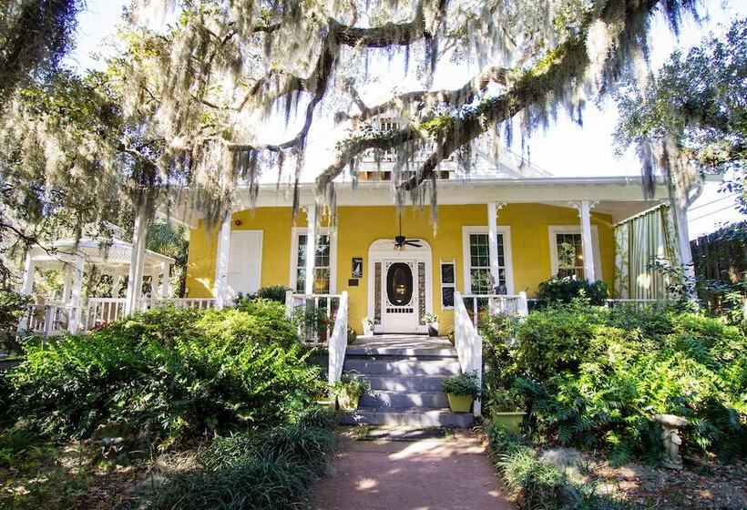 تختخواب و صبحانه Tybee Island Inn