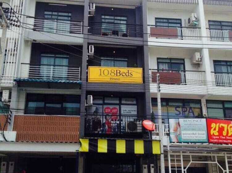 108 Beds Hostel