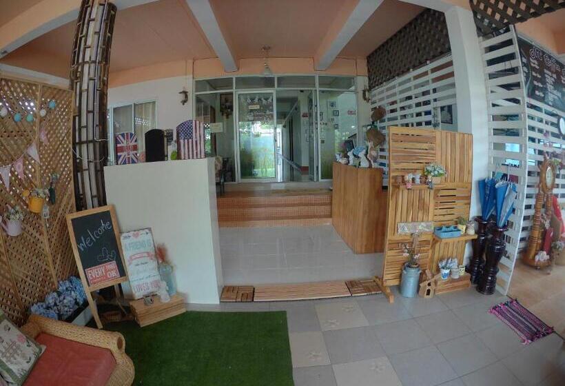 تختخواب و صبحانه Nt House