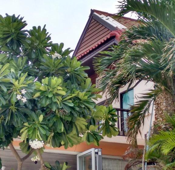 تختخواب و صبحانه Ocean 11 Residence