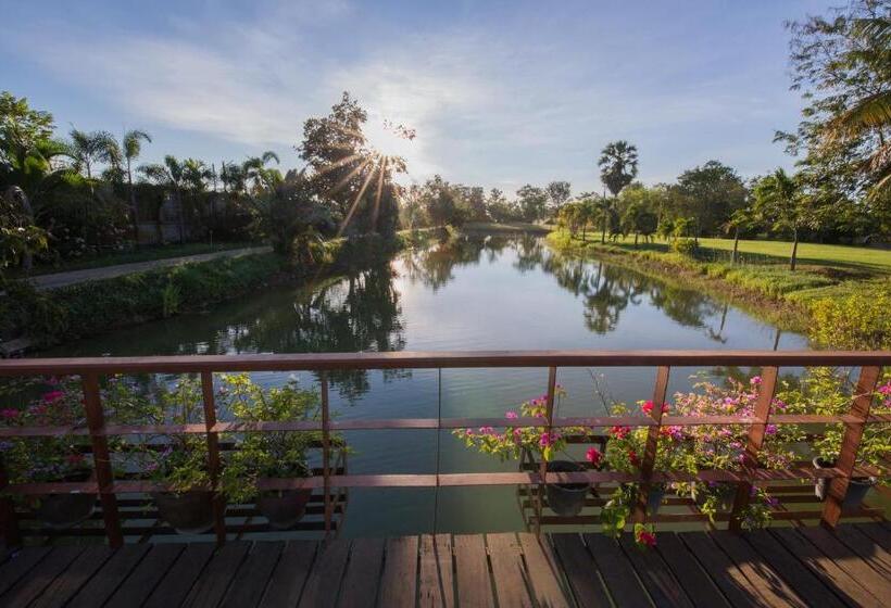 בית מלון כפרי Baan Suan Khun Ta And Golf Resort